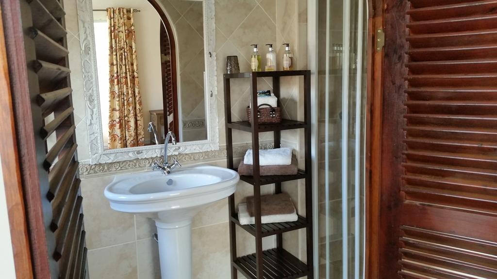 African Tulip Guesthouse Tulbagh Kültér fotó